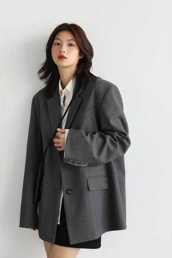 Chic Y2K-Inspired Wide Shoulder Blazer for Effortless Office Style and Modern Elegance