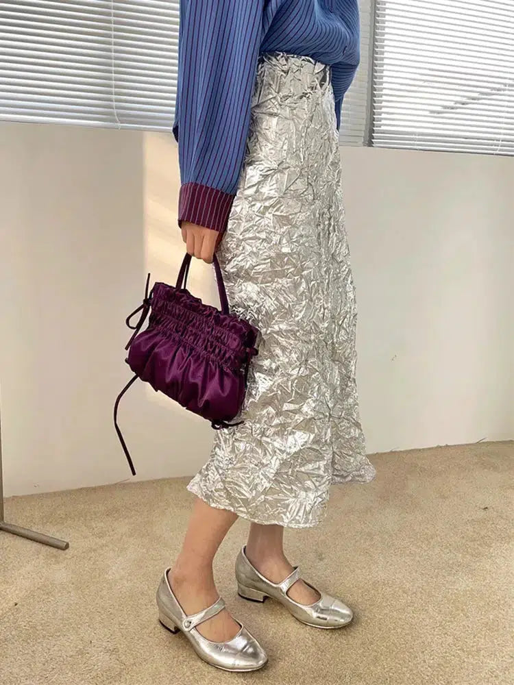 Chic Y2K-Inspired Wrinkled Silver Midi Skirt for Effortless Summer Style