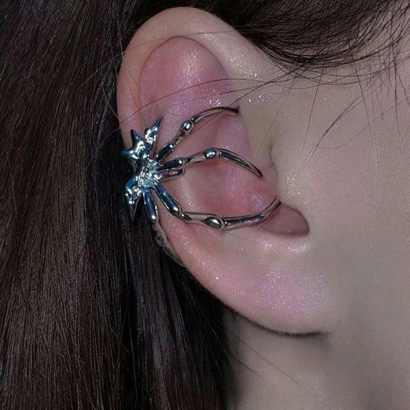 Gothic Spider Earcuff: Y2K Grunge Aesthetic Jewelry for Bold Fashion Statements