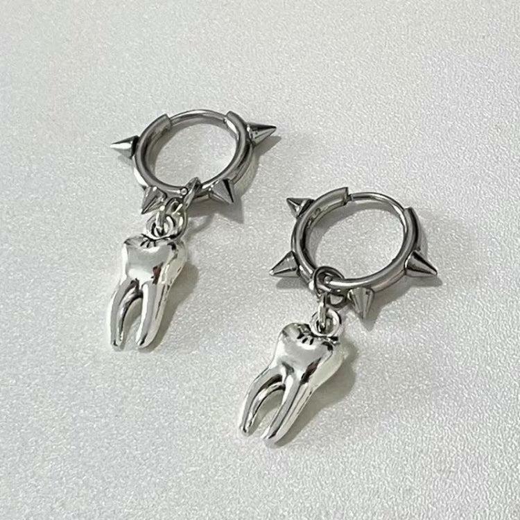 Gothic Spiked Hoop Earrings for Y2K Fashion Lovers - Edgy Grunge Aesthetic Jewelry