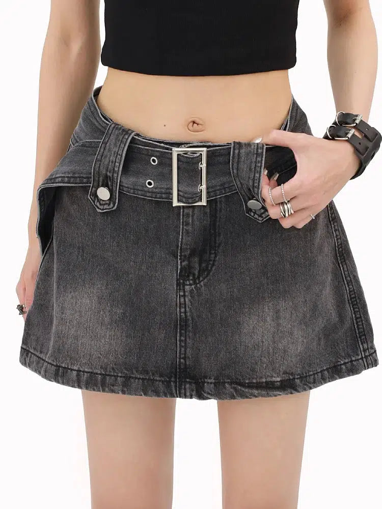 Grunge-Inspired Buttoned Belt Loop Mini Skort for Y2K Aesthetic Summer Outfits