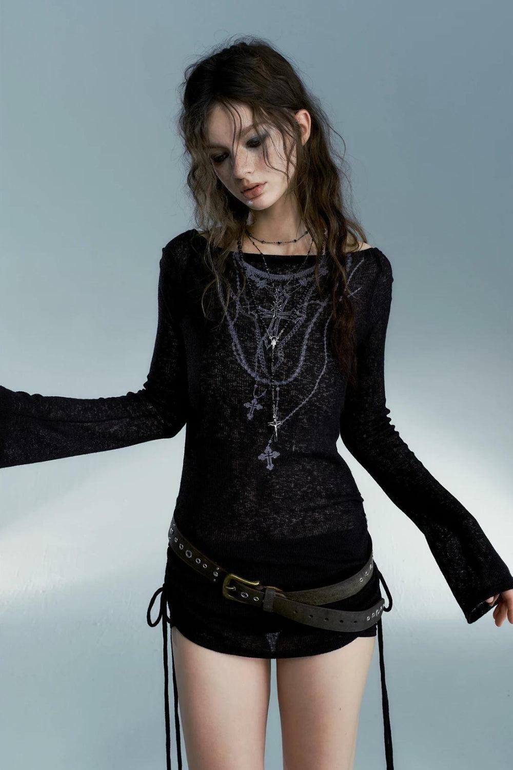 Grunge-Inspired Cross Necklace Tee for Y2K Fashion Lovers and Aesthetic Outfits