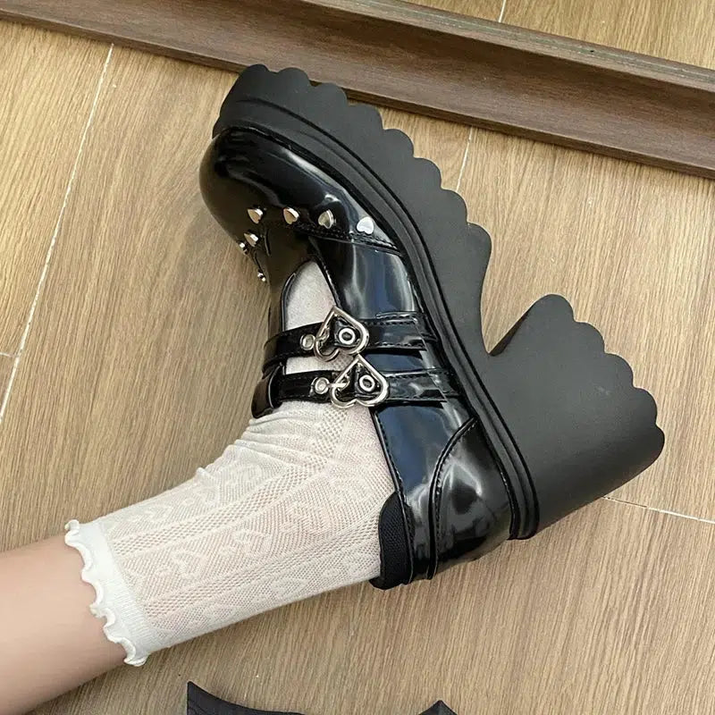 Heart Buckled Platform Mary Jane Shoes - Y2K Aesthetic Footwear for Trendy Summer Outfits