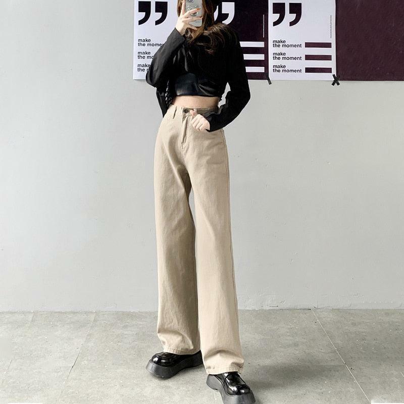 High-Waisted Y2K Denim Pants for a Chic Grunge Aesthetic and Effortless Summer Style