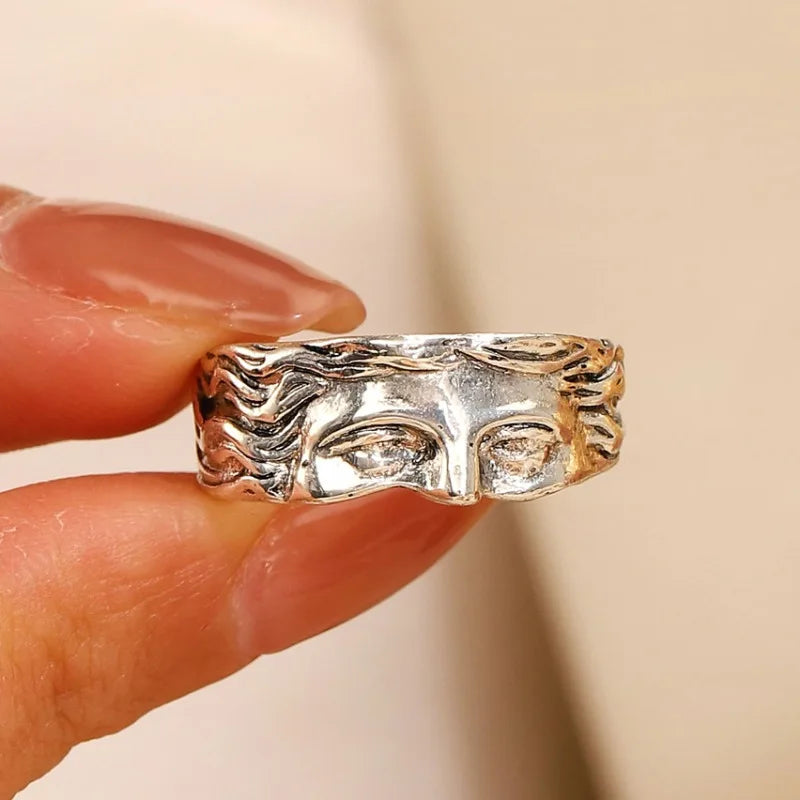 Renaissance Venus Ring: Embrace Y2K Aesthetic with Vintage Charm and Timeless Elegance