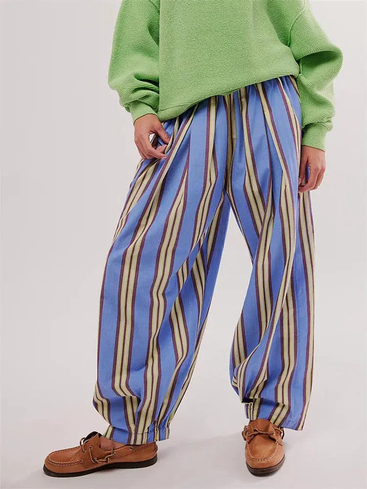 Trendy Striped Cargo Sweatpants for Y2K Aesthetic and Grunge Style Outfits