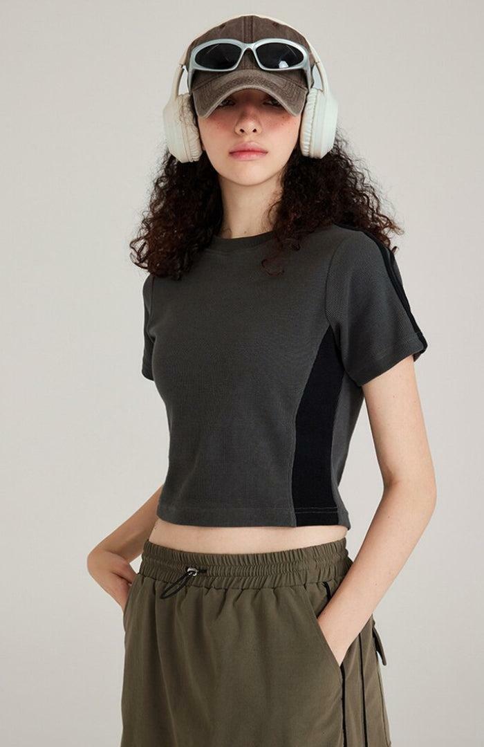 Trendy Y2K Cropped Tee - Perfect for Summer Outfits, Grunge Style, and Casual Aesthetic