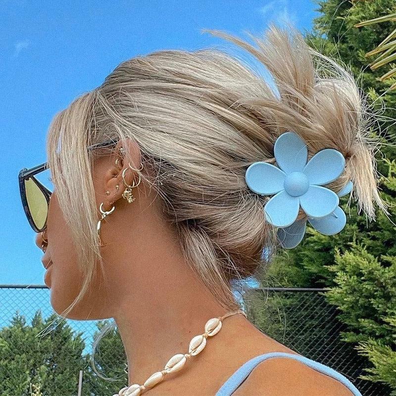 Y2K-Inspired Flower Shaped Hair Clip for Trendy Summer Outfits and Aesthetic Looks