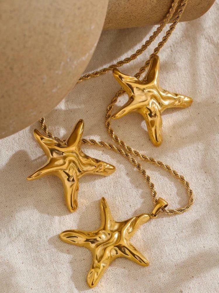 Y2K-Inspired Golden Starfish Necklace & Earrings Set for a Chic Summer Look