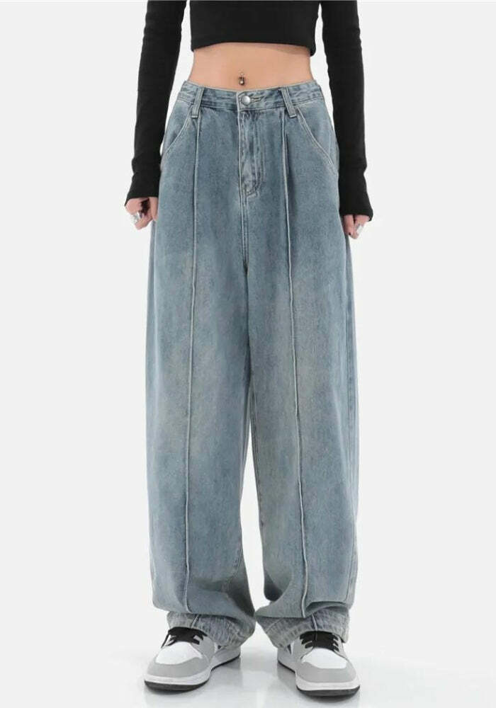 Y2K-Inspired Pleated Baggy Jeans for Effortless Grunge Style and Trendy Summer Outfits