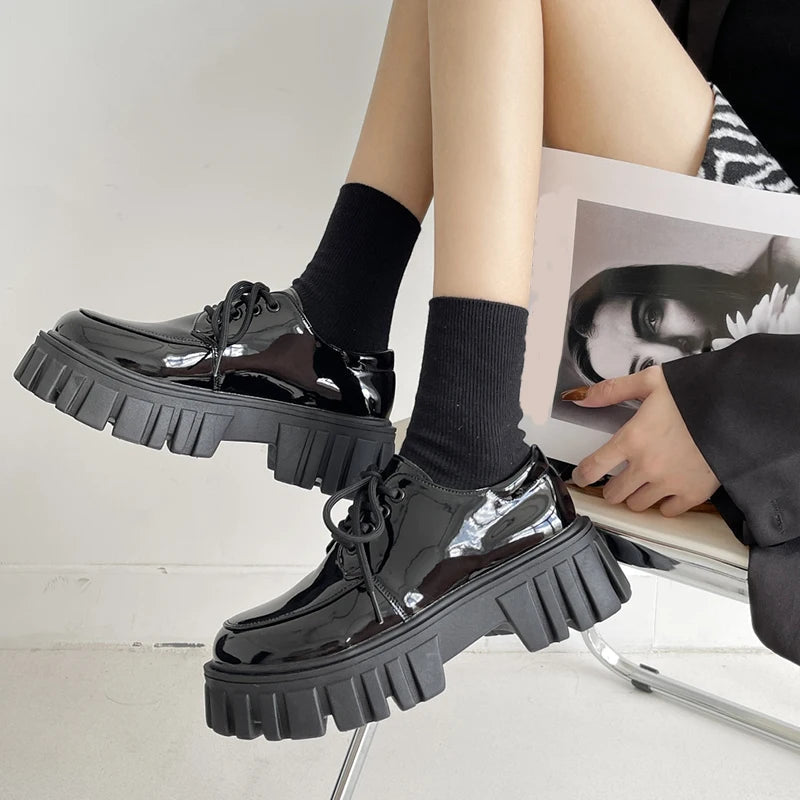 Y2K-Inspired Soft Grunge Chunky Platform Oxford Shoes for Trendy Aesthetic Looks