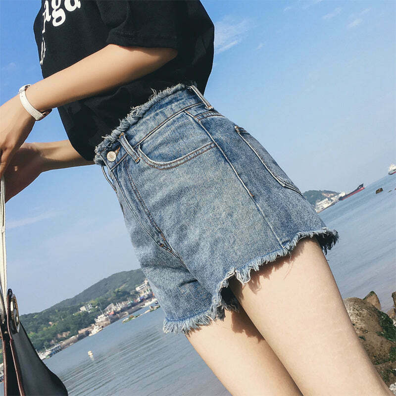 Y2K Vintage Curling Denim Shorts - Cute Grunge Aesthetic with Pastel Goth Vibes